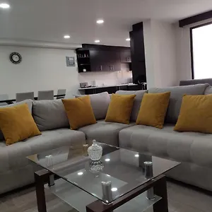 Apartamento Departamento Sector De La Embajada Americana, Quito