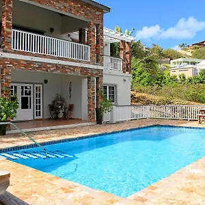 Cosynest Apartment Basseterre