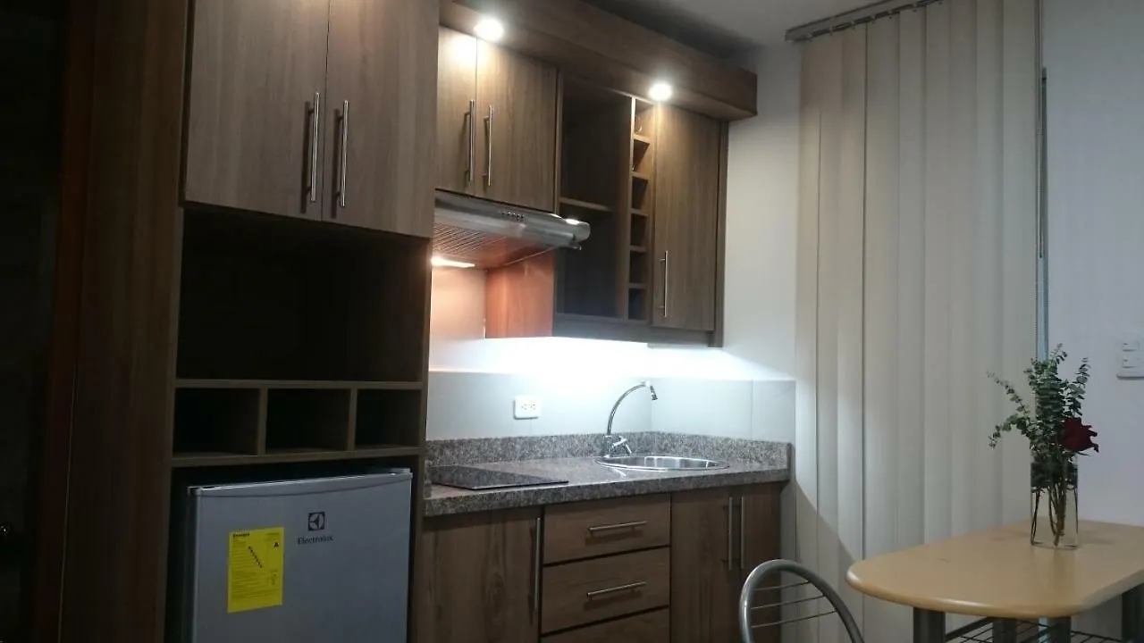 Suites+Arte Quito 0*,  Ecuador